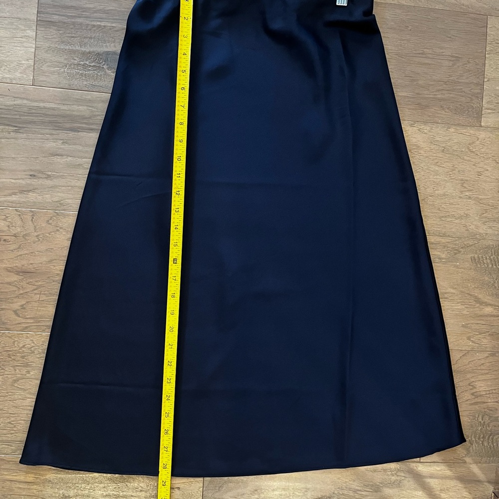 J.Crew Gwyneth Satin Slip Skirt. Navy midi women’s size XS. - Picture 4 of 4